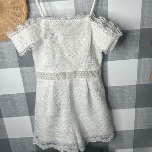 Francesca’s White Off The shoulder Romper Lace